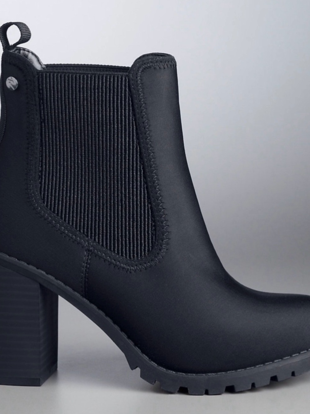 Simply Vera Wang Clara Black Women's Chelsea Block Heel Slip on Ankle Boot